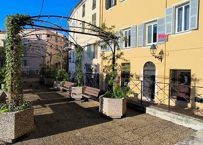 Superbe Appartement 2 Pieces A 2 Pas De La Plage,Dans La Vieille Ville