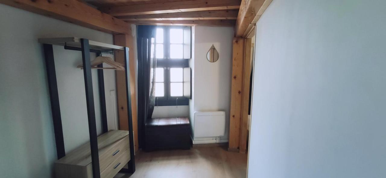 Superbe 2 Pieces A 2 Pas De La Plage,dans La Vieille Apartment