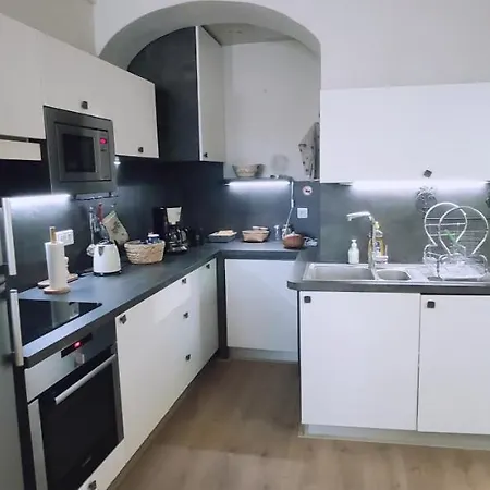 Superbe Appartement 2 Pieces A 2 Pas De La Plage,Dans La Vieille Ville Menton Exterior photo